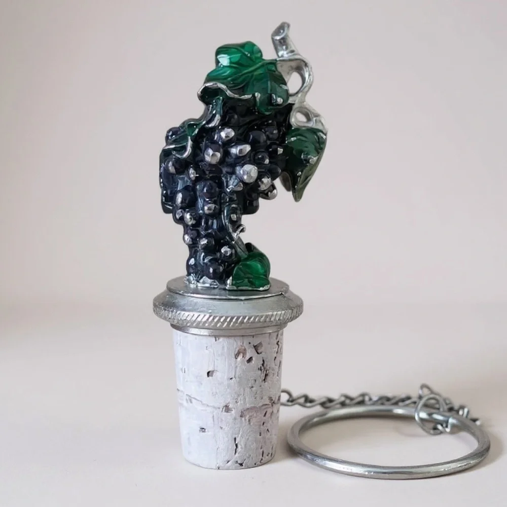 WTU Wine Things Unlimted Purple Grapes Vino Pewter & Cork Stopper Barware Party